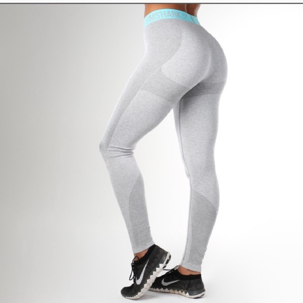 TRADE*****Gymshark flex light grey and mint *****